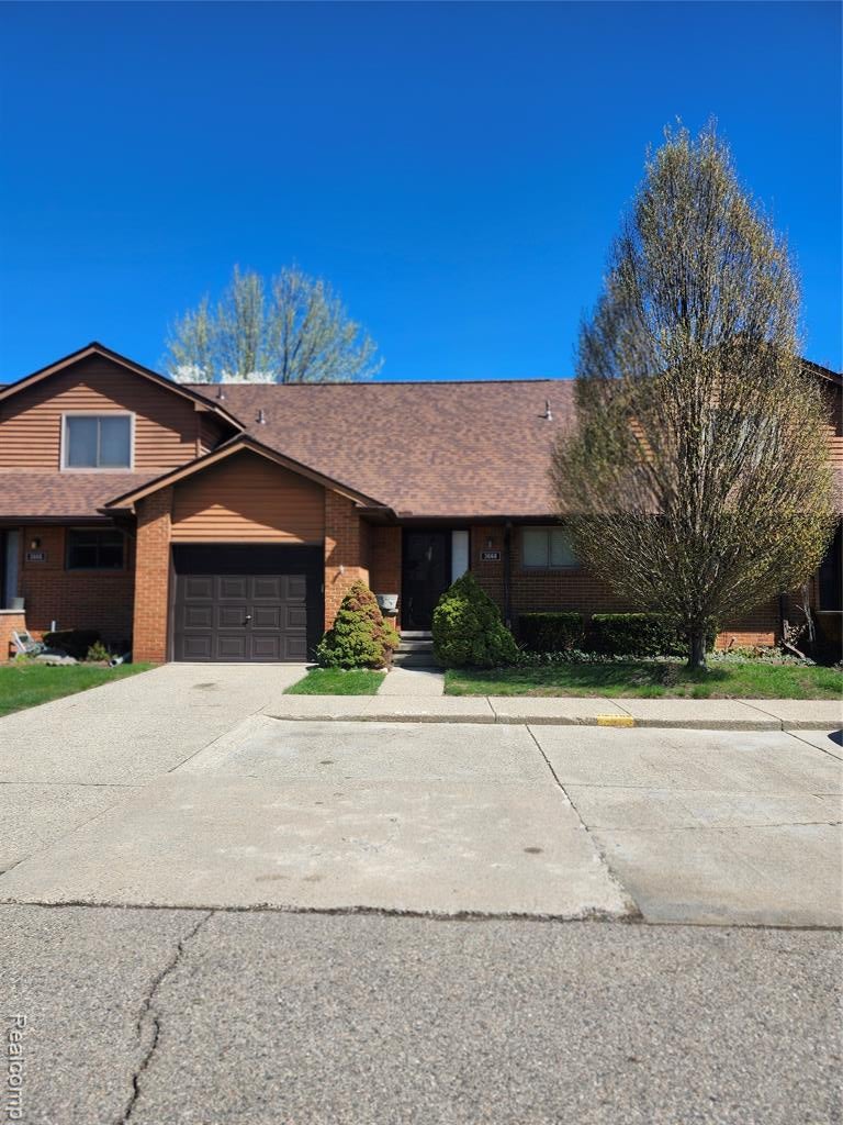 3668 Old Creek Road — photo