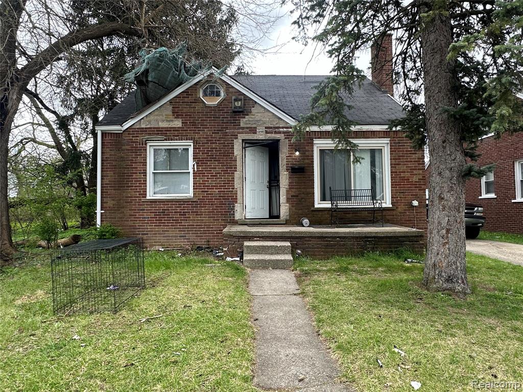 167 W Brentwood Street — photo