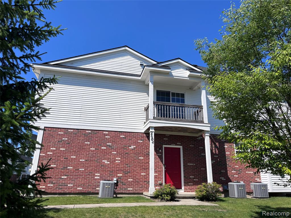 2604 Riversedge Drive 10 — photo