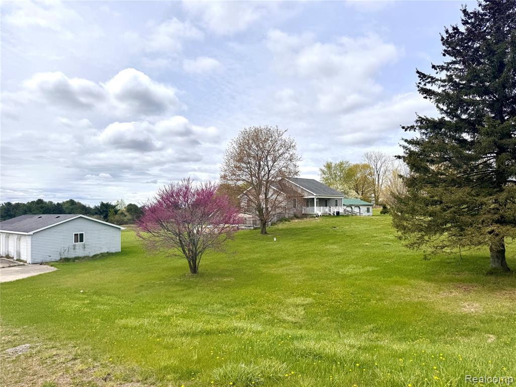 5070 Sanilac Road — photo