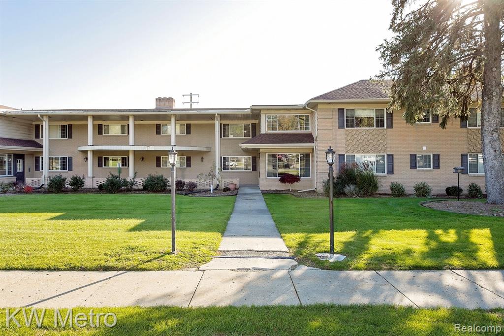 2377 Walton Boulevard — photo