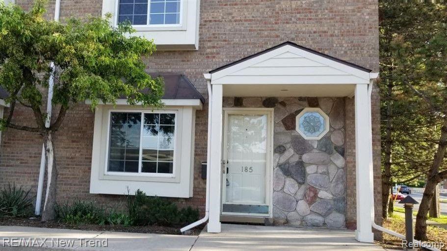 185 Coolidge Road — photo
