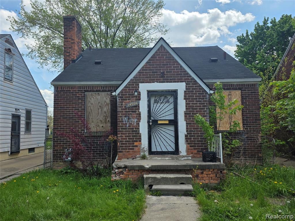 14506 Mapleridge Street — photo