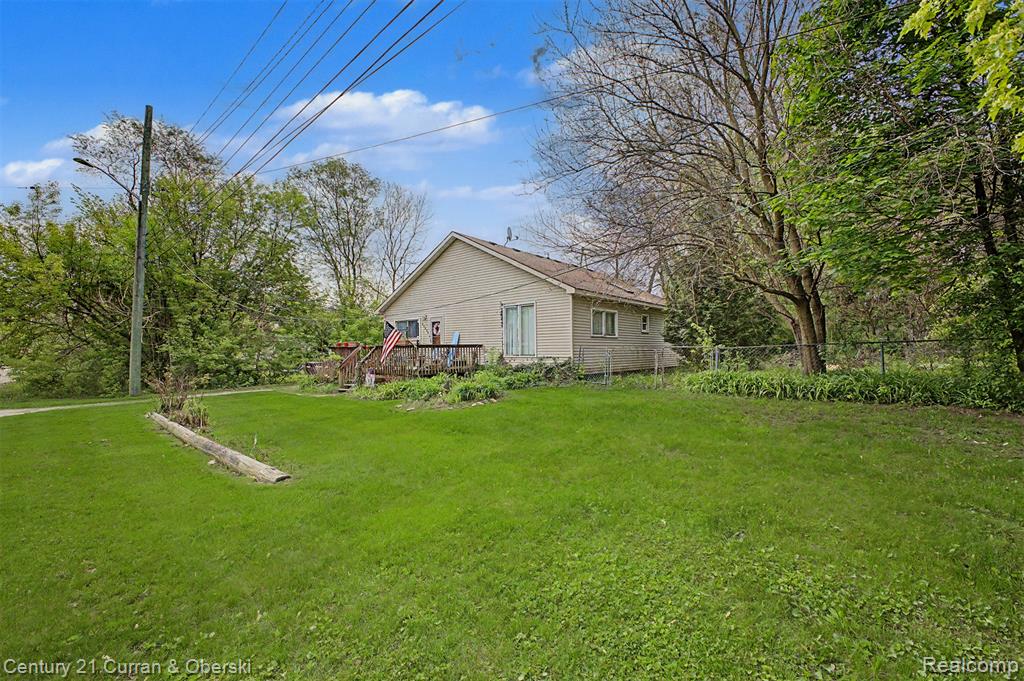 24235 Puritan — photo
