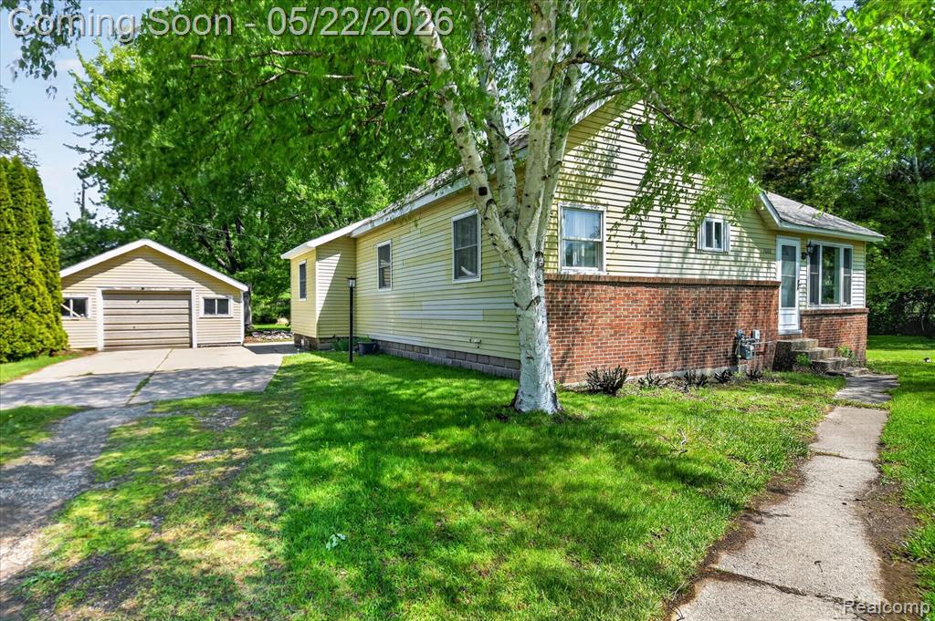 3660 Keewahdin Road — photo