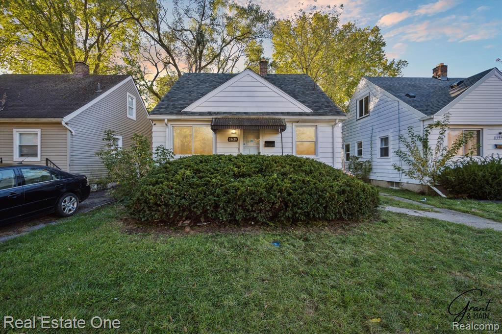 19439 W Chicago Street — photo
