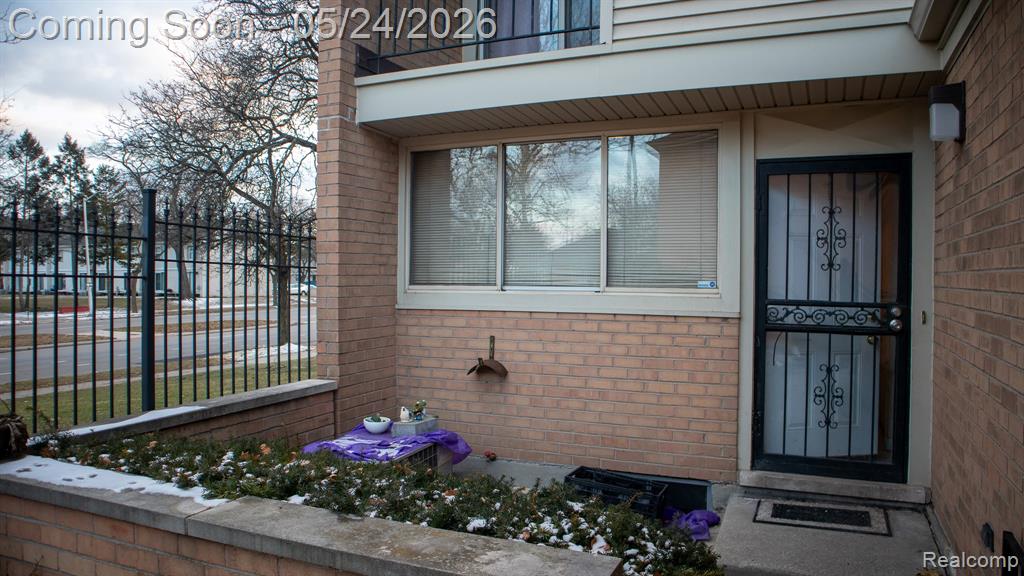 1011 Trevor Place — photo