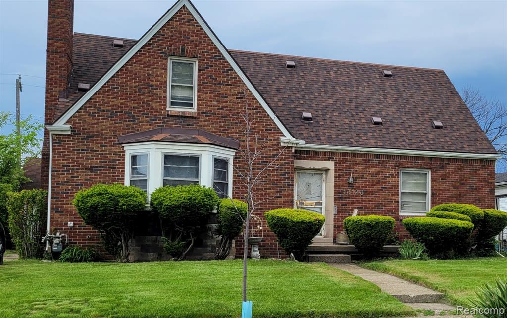13123 Indiana Street — photo