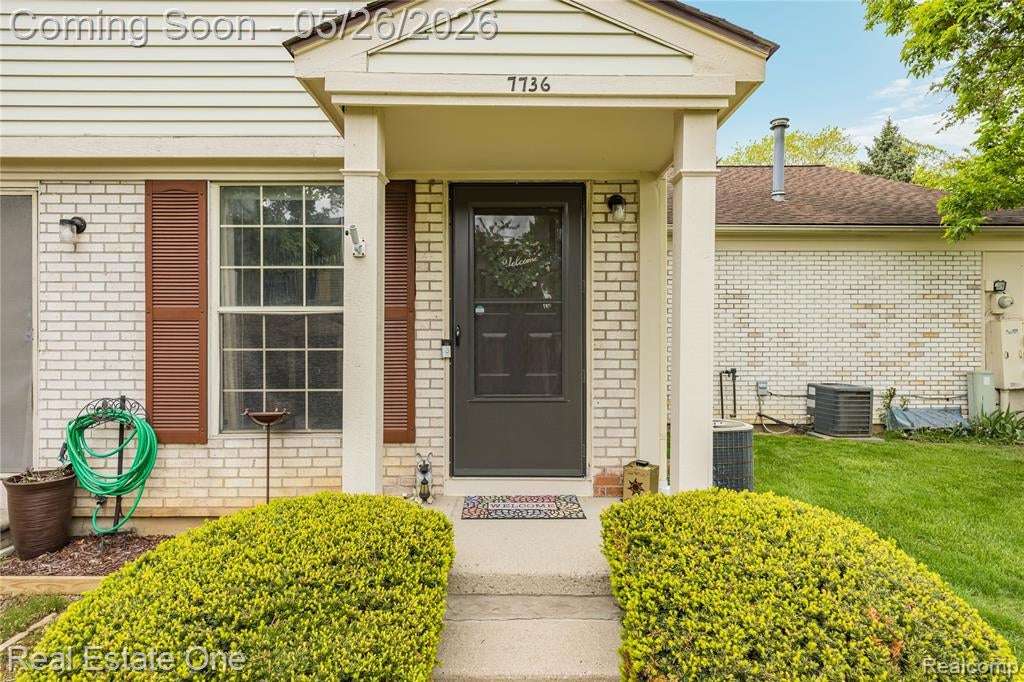 7736 Lake Ridge Drive — photo