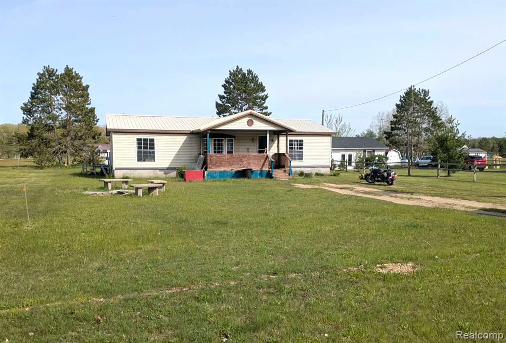 5554 N Sauble Lake Drive — photo