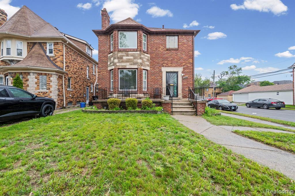 17500 Pennington Drive — photo
