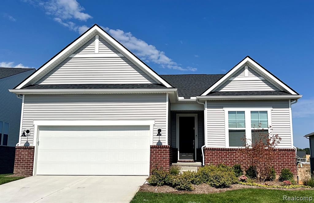 4137 Dogwood Drive — photo