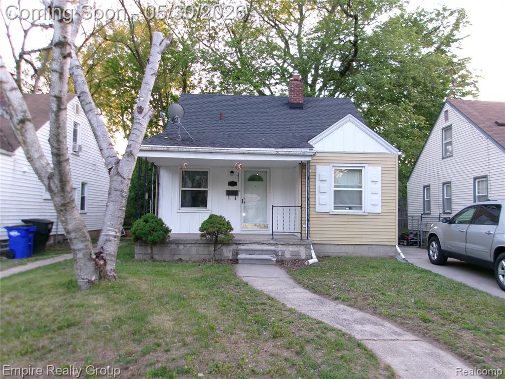 7507 W Parkway Street — photo