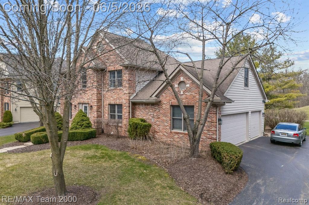 5681 Woodfield Parkway — photo