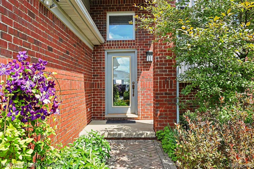 10368 Saint John Drive — photo