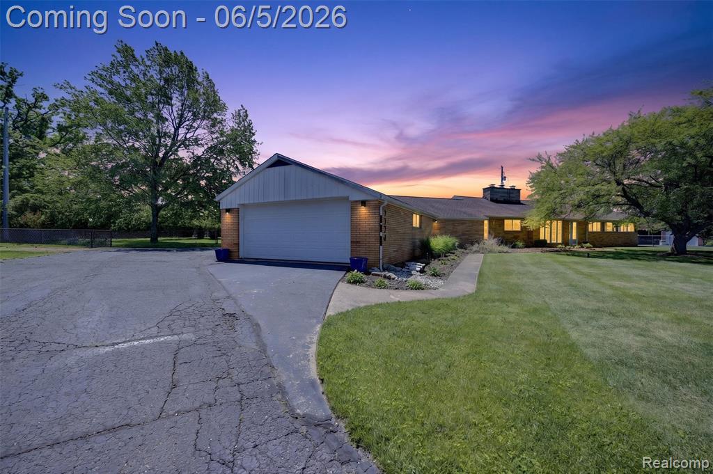 7174 Meadowvue Drive — photo