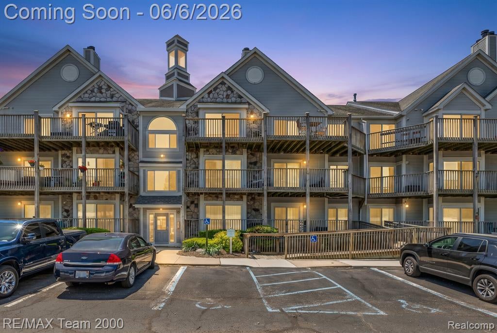 37522 Jefferson Avenue 102 — photo