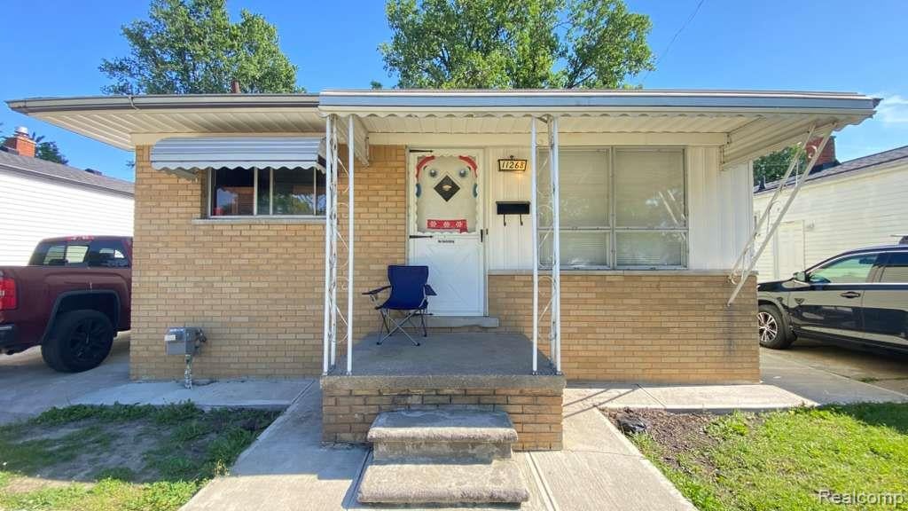 11268 Jewett Avenue — photo