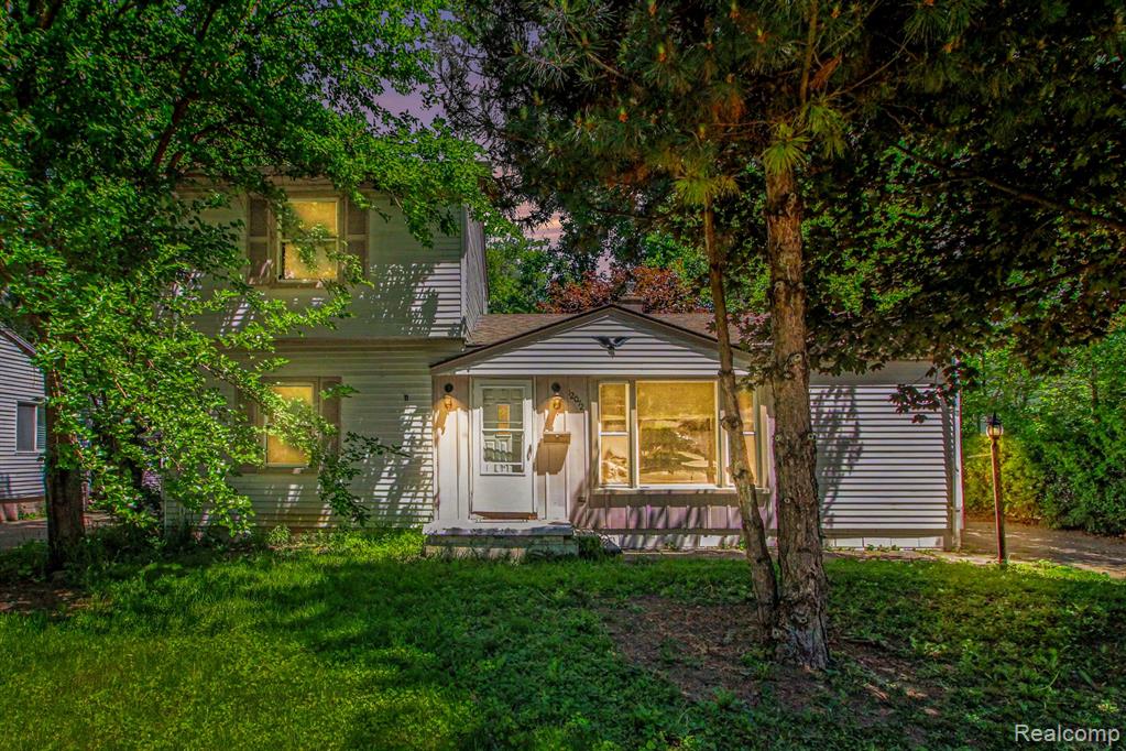 12072 Rockland — photo