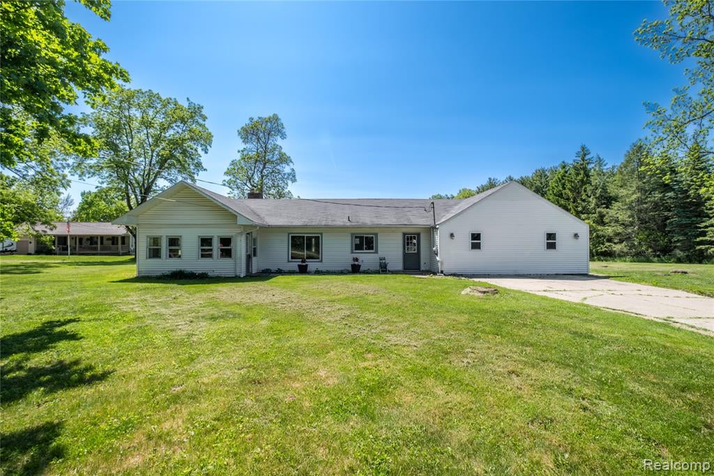 12238 Jennings Road — photo