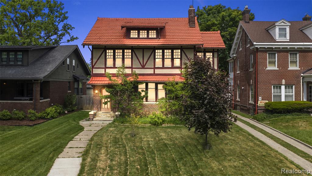 3456 Burns Street — photo
