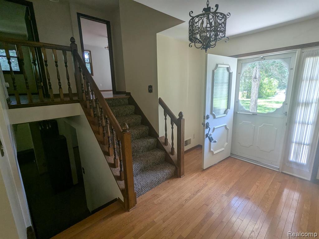 3211 McCluskey, Pinckney, MI 48169 — photo 3