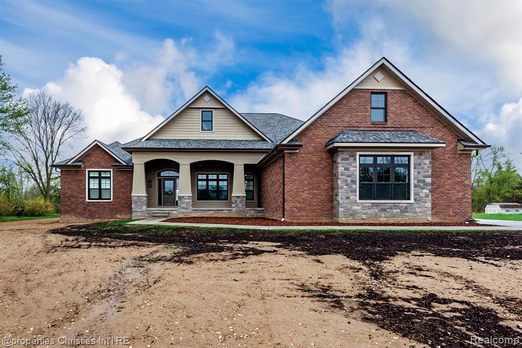 1933 Shane Ct — photo