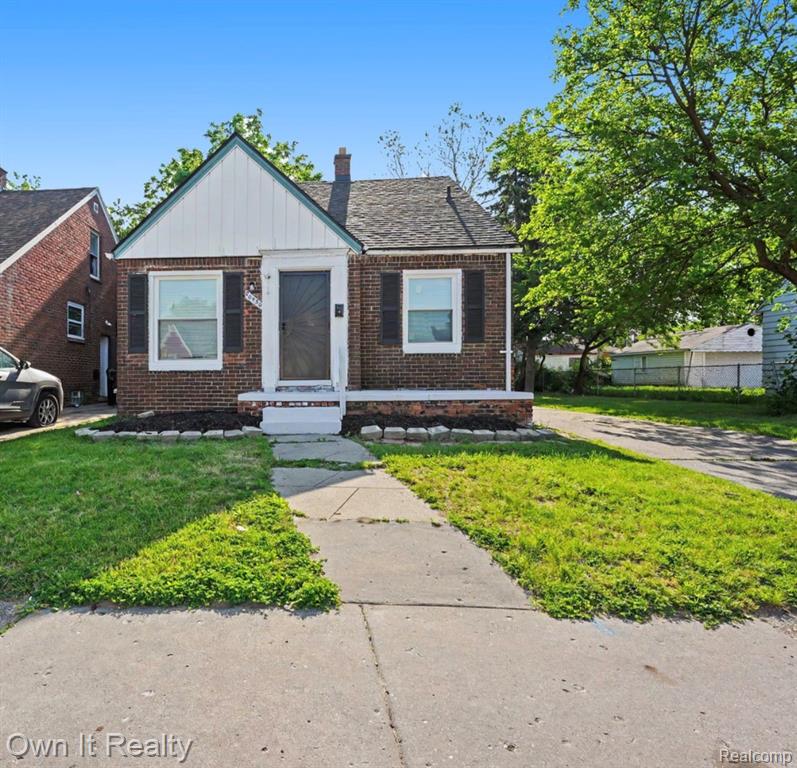 20450 Bramford Street — photo