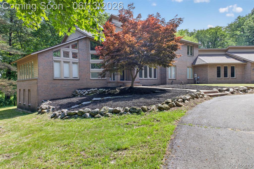 9961 Cross Creek Drive — photo