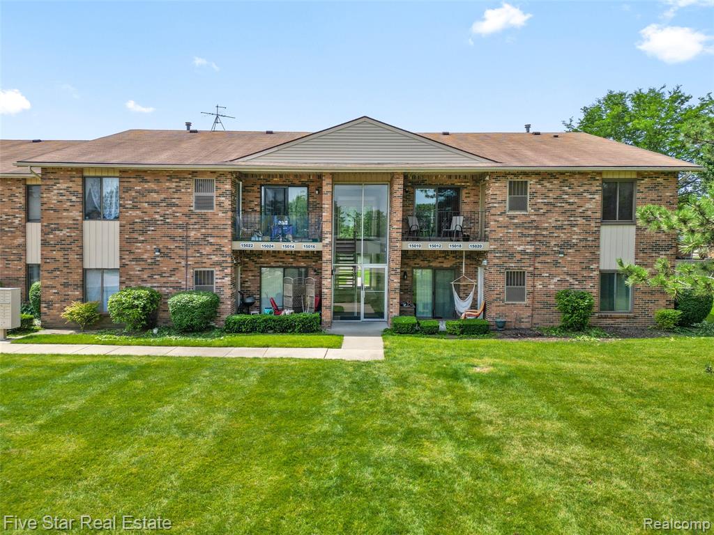 15012 Island Drive — photo