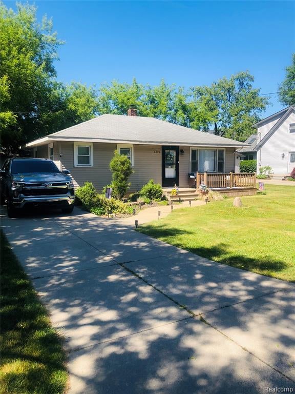 8396 Cooley Beach Drive — photo
