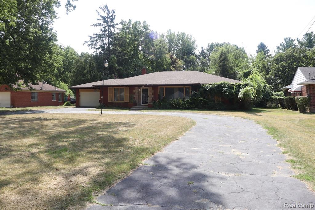 23521 Lee Baker Drive — photo