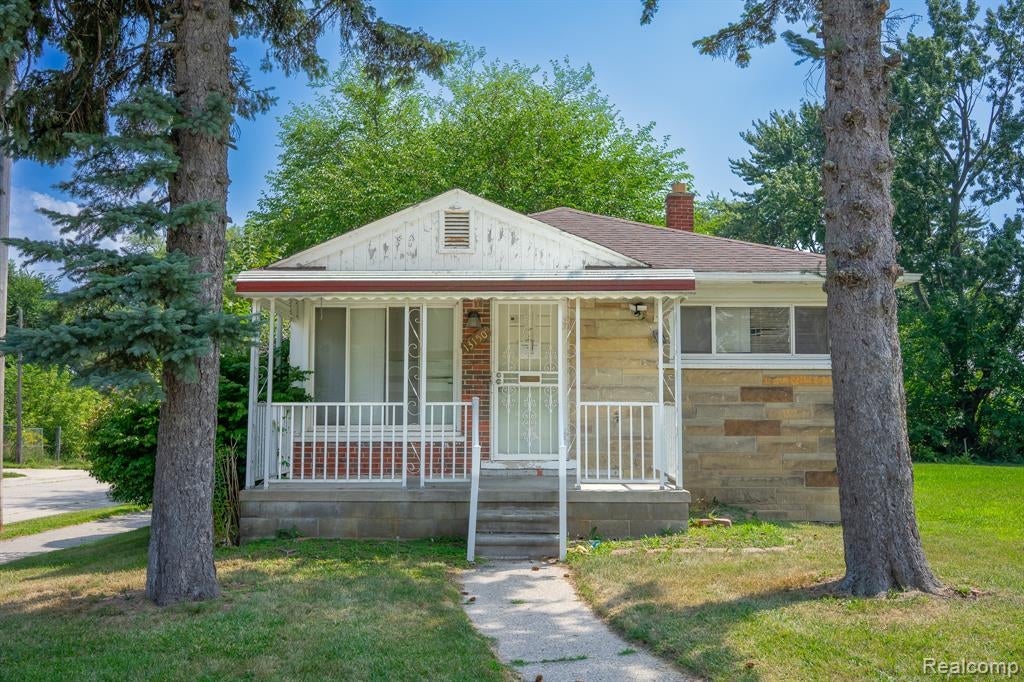 13150 Glenfield Street — photo