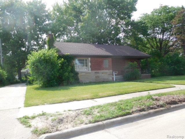 23855 Couzens Avenue — photo