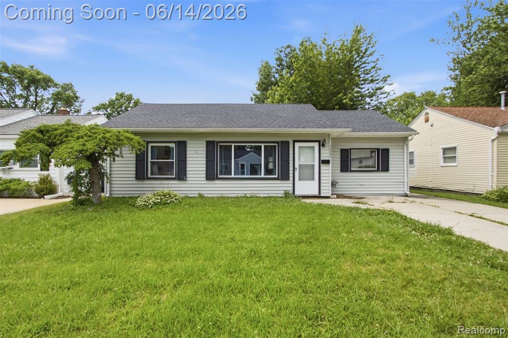 26295 Kathy Street — photo