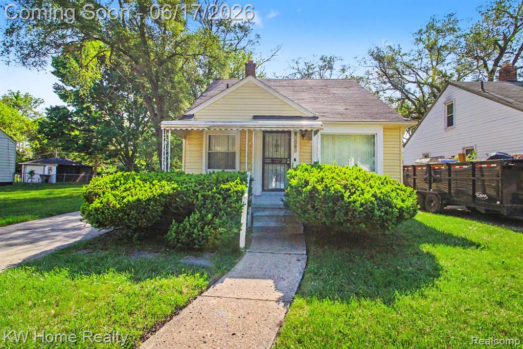 18426 Winthrop Street — photo