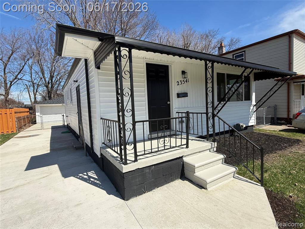 23541 Elmira Street — photo