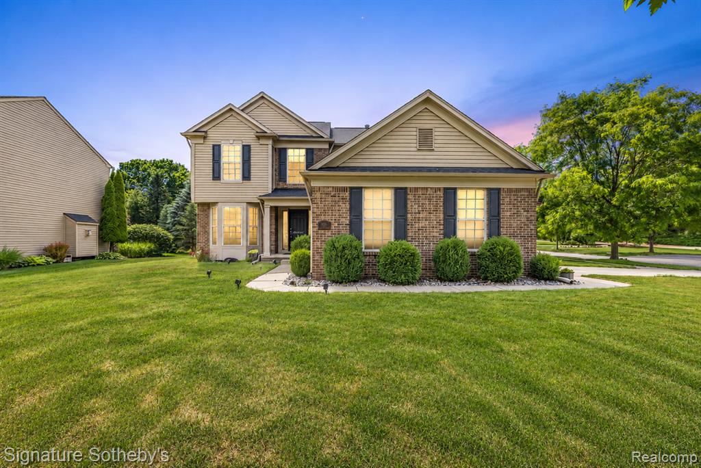 997 River Rock Drive — photo