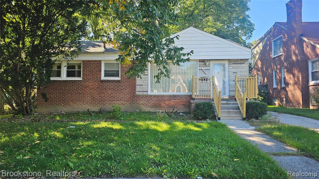 17137 Pierson Street — photo