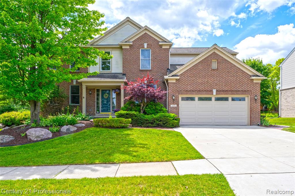 1892 Ring Neck Drive, Rochester, MI 48307