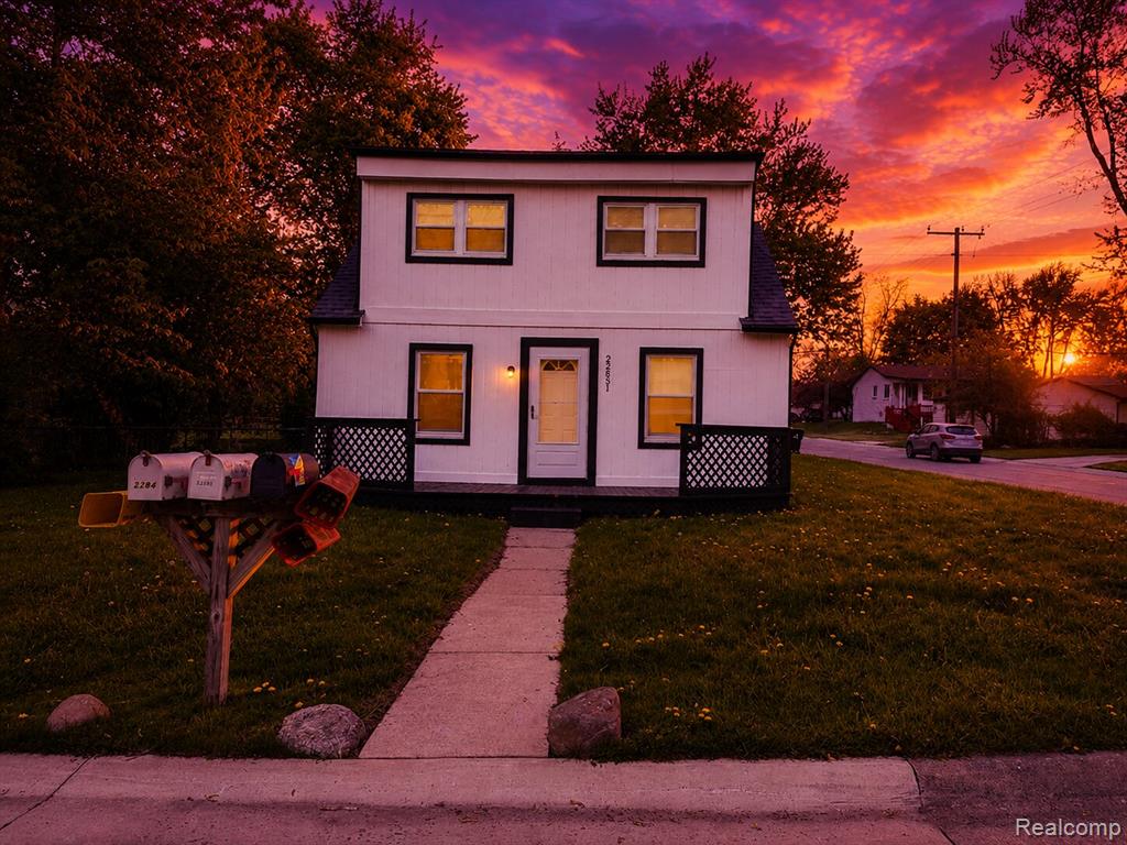 22851 Colgate Street — photo