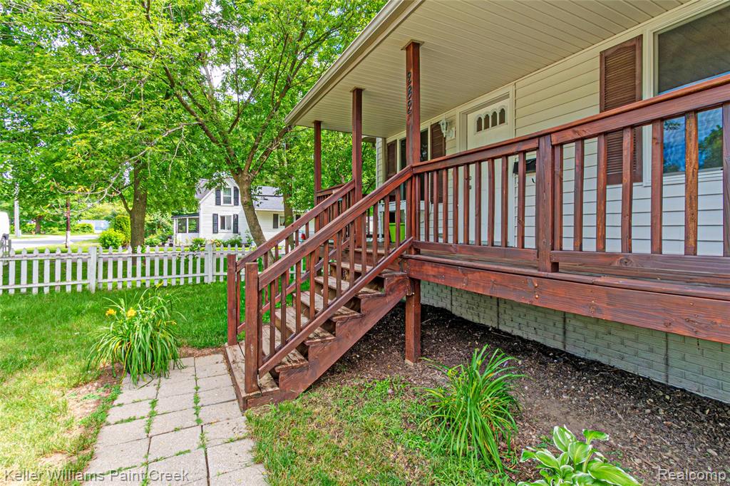 282 Clinton Street, Romeo, MI 48065 — photo 3
