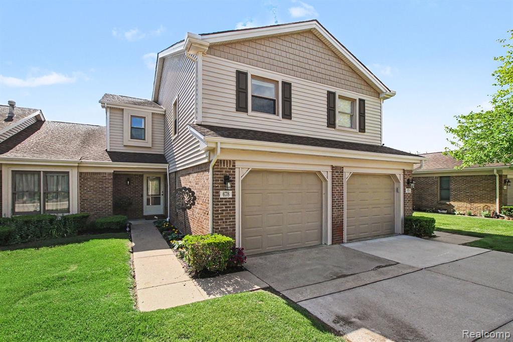 678 Summit Ridge Drive — photo