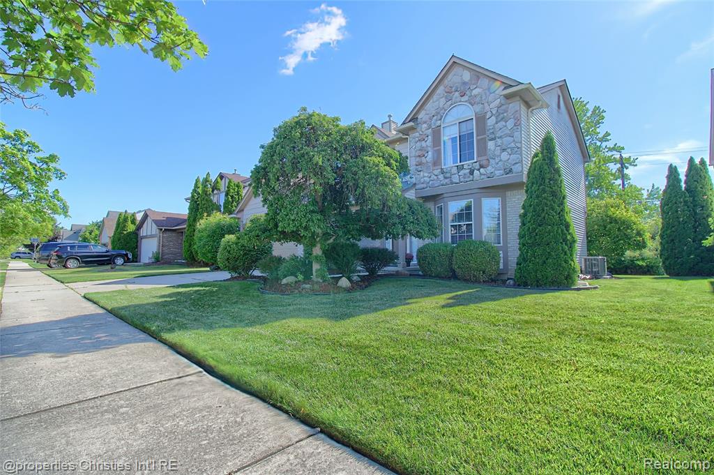 3339 Riverside Drive, Canton, MI 48188 — photo 2