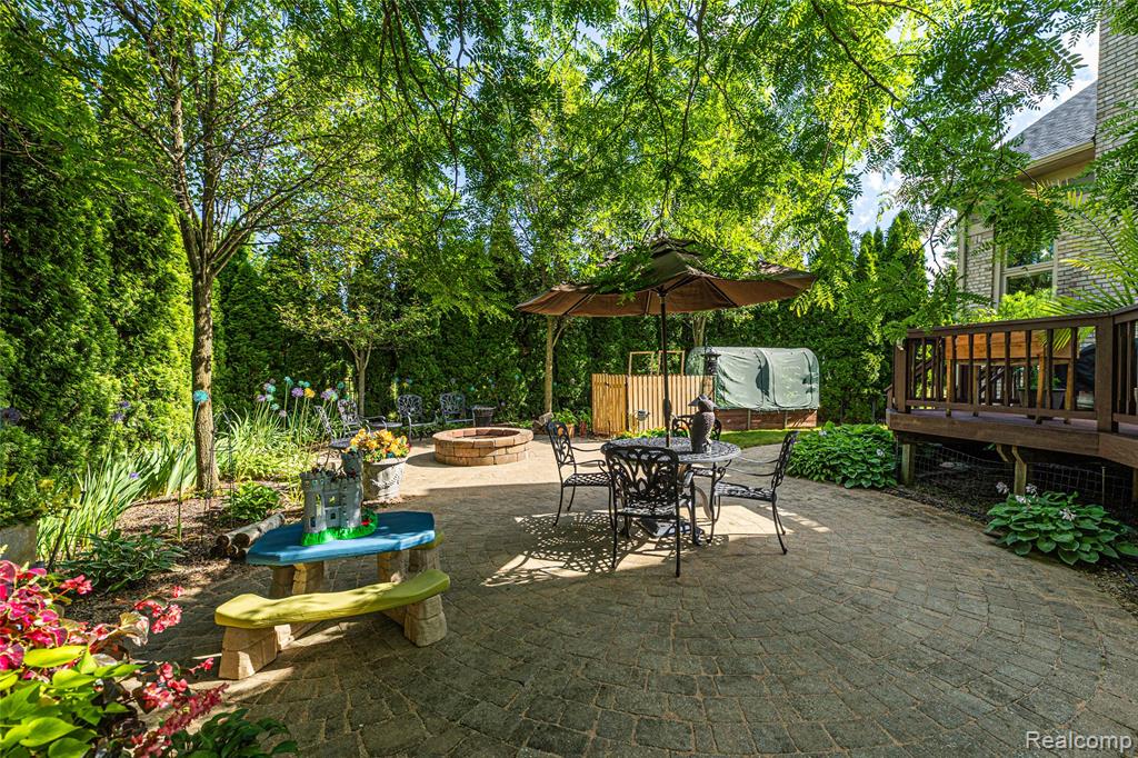 1781 Apple Ridge Court, Rochester Hills, MI 48306 — photo 3