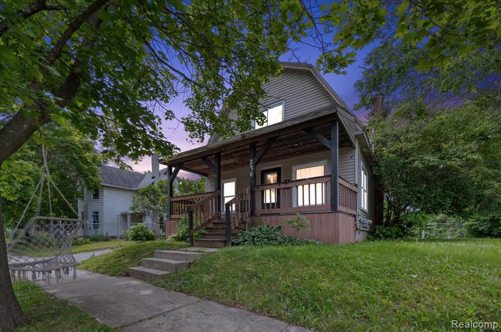 236 Lynn Street — photo