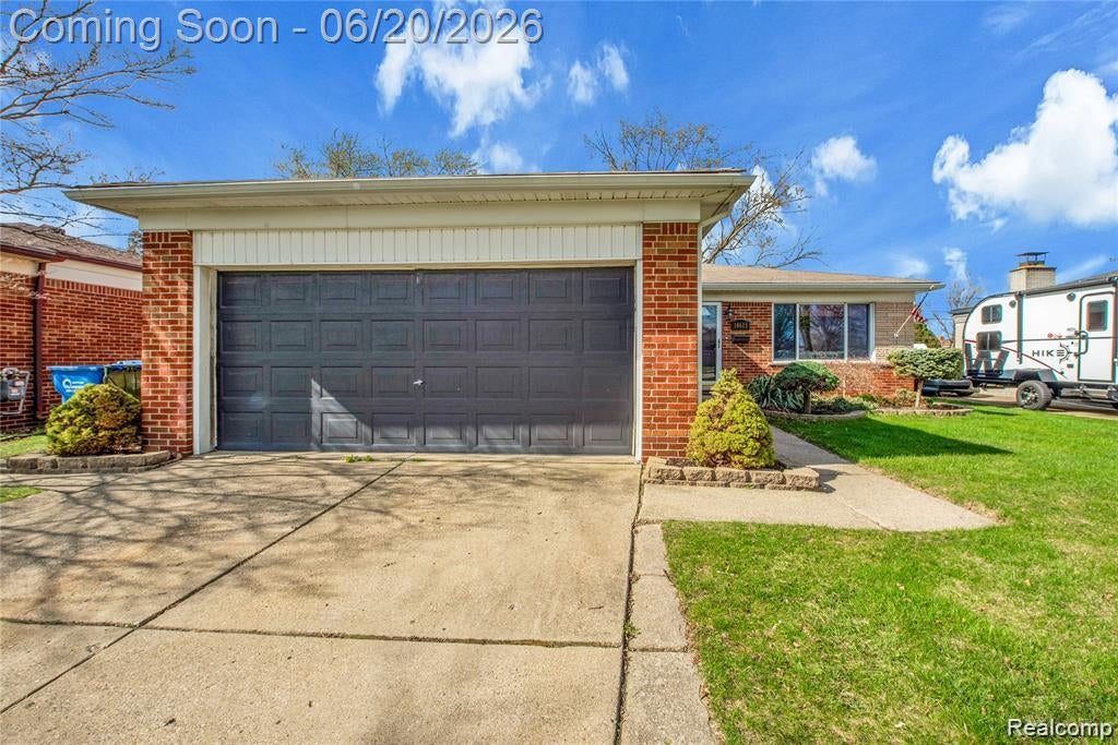 14615 Masonic Blvd — photo