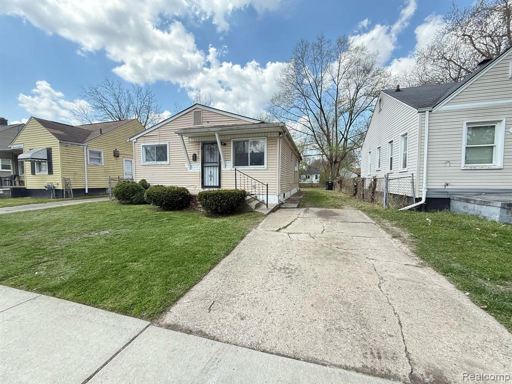 19161 Westbrook Street — photo