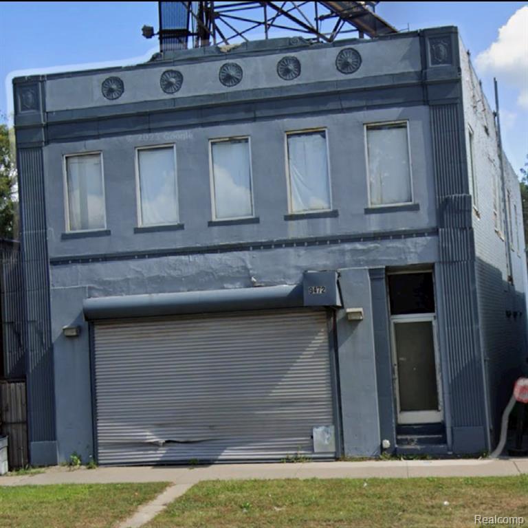 9472 Conner Street — photo