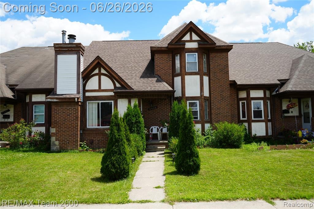 6426 Chase Road — photo